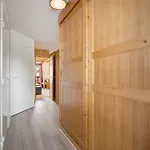 Ski-in And Out Mountain View Escape - La Reine Blanche Apartment