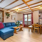 Apartment Ski-in And Out Mountain View Escape - La Reine Blanche